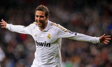 开云体育入口-德罗赞末节狂飙19分，独行侠攻陷北岸花园淘汰凯尔特人