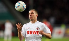 开云体育APP下载-双重奏鸣，土耳其险胜加纳的战术启示与若日尼奥的欧冠大师课