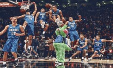 开云体育中国-石宇奇高光时刻点燃赛场，日本队横扫韩国队展现羽坛新格局