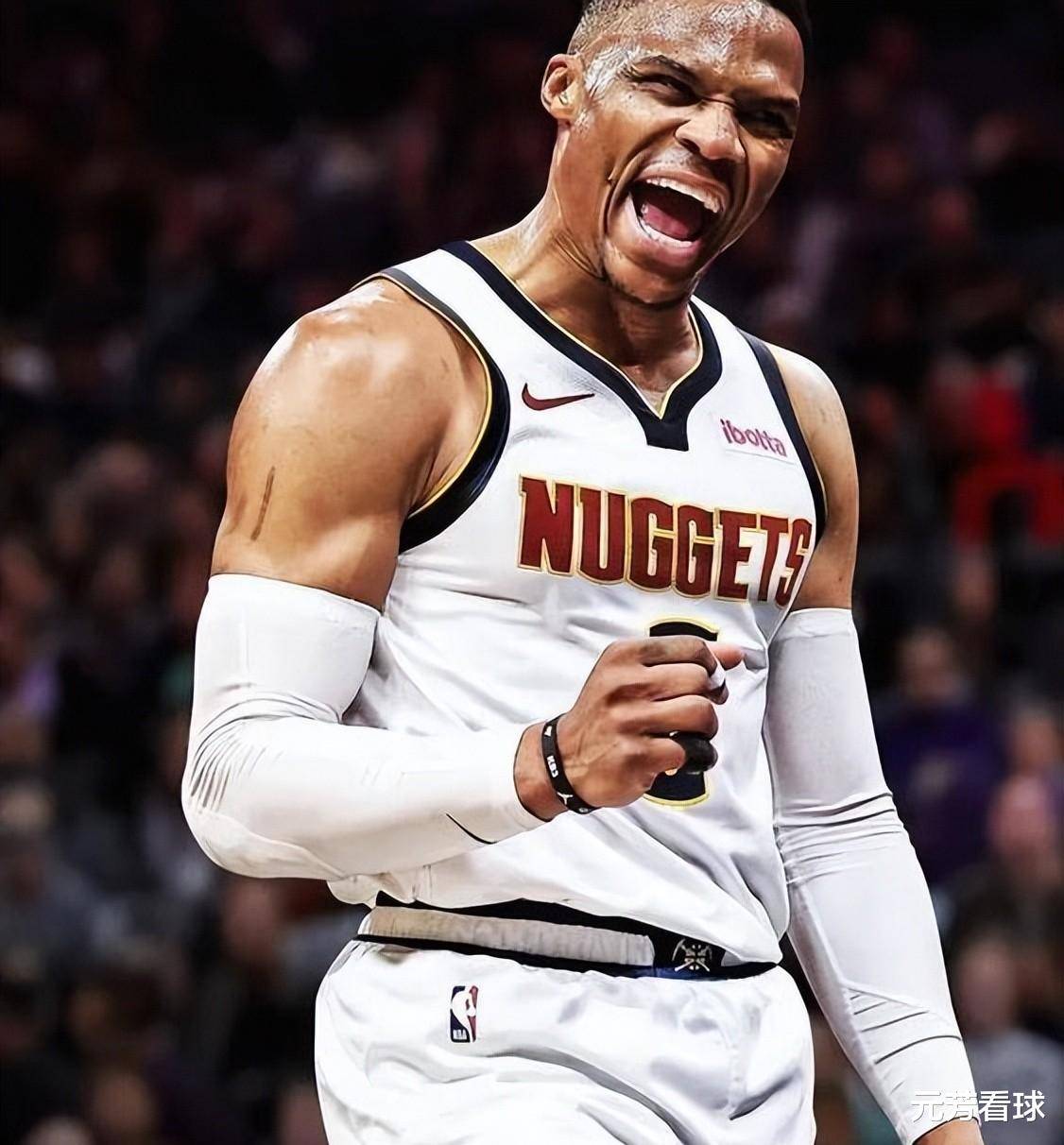 包含掘金锋线斗志昂扬，助球队取得胜利的词条