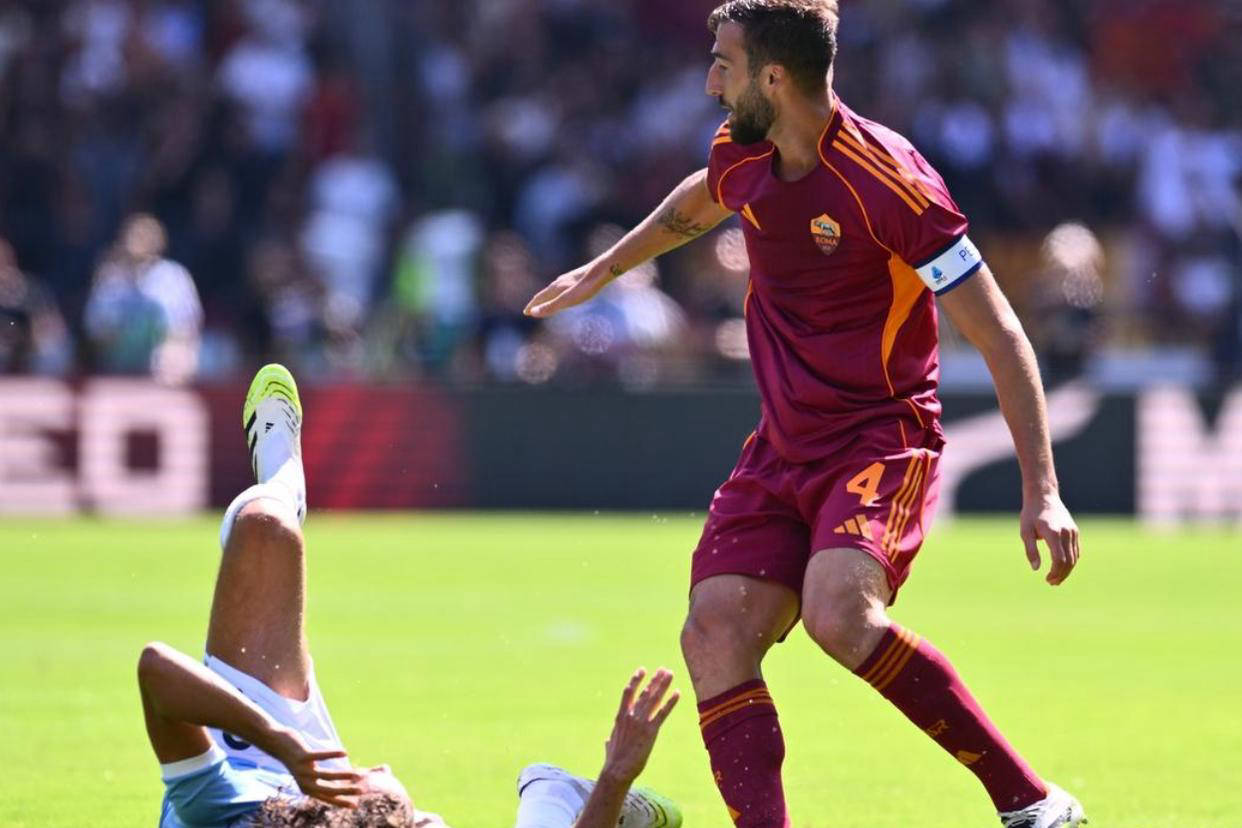 包含拉齐奥客场表现抢眼，将对手击溃的词条