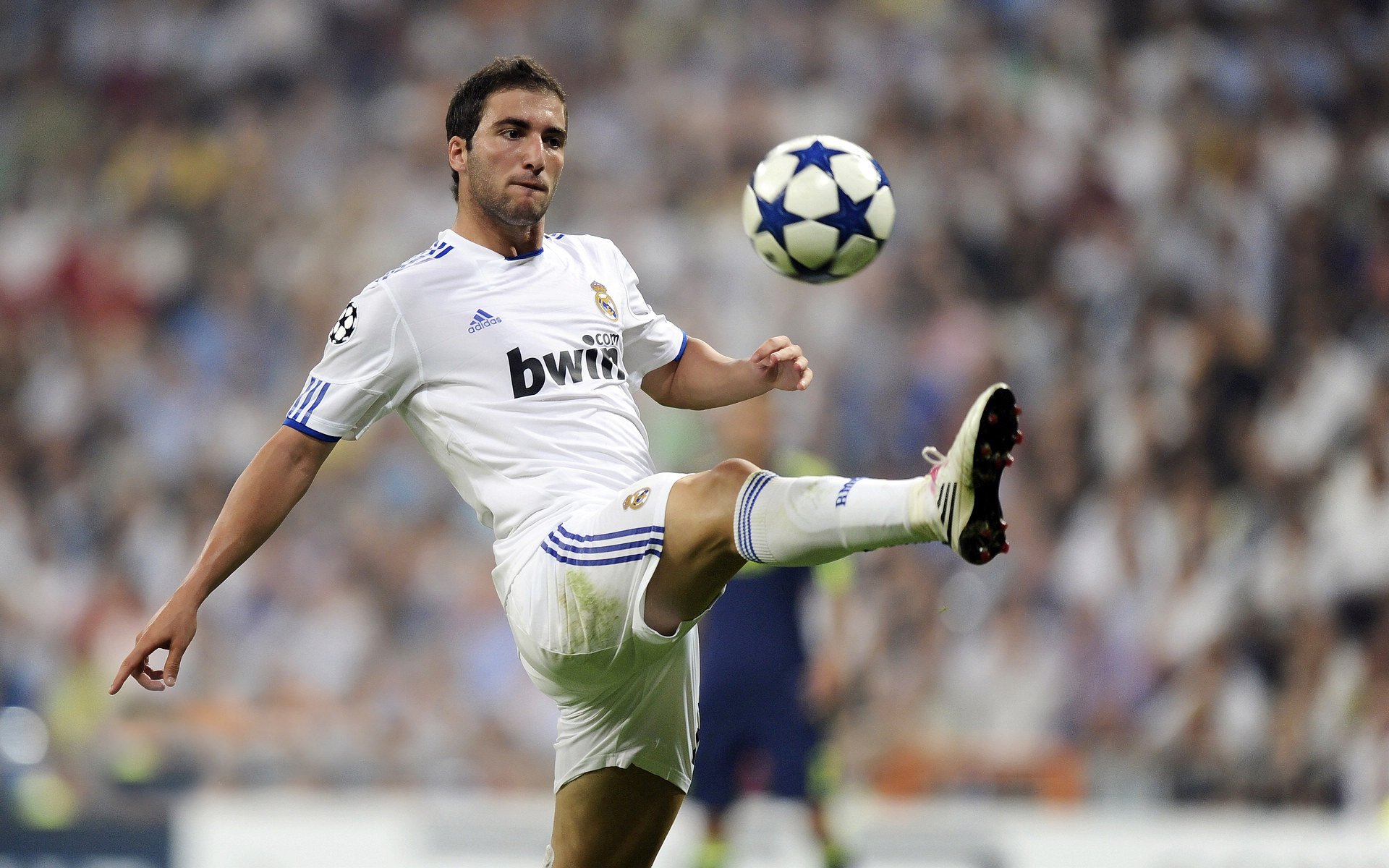 教科书般的绝杀,锡安率爵士终结活塞,诠释何为关键先生