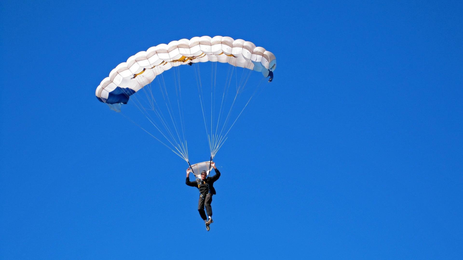 冰封桑巴,伊萨克在重压下的极地绽放